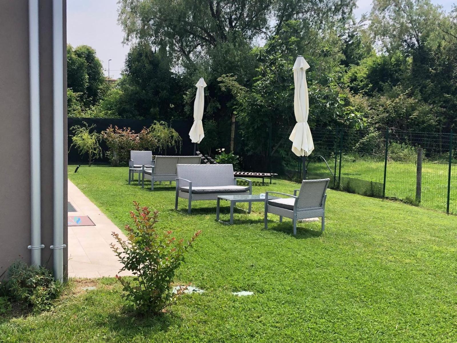 I Broletti Del Garda Otel Pacengo Di Lazise Dış mekan fotoğraf
